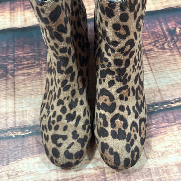 Leopard Booties - Picture 7 of 8